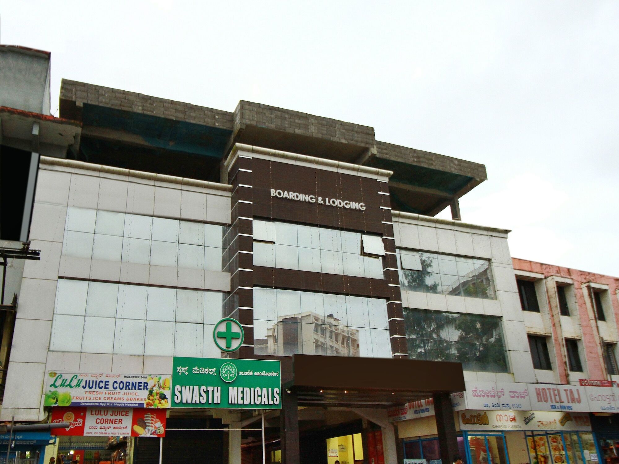 Oyo 14163 Comforts Inn Mangalore Exterior photo